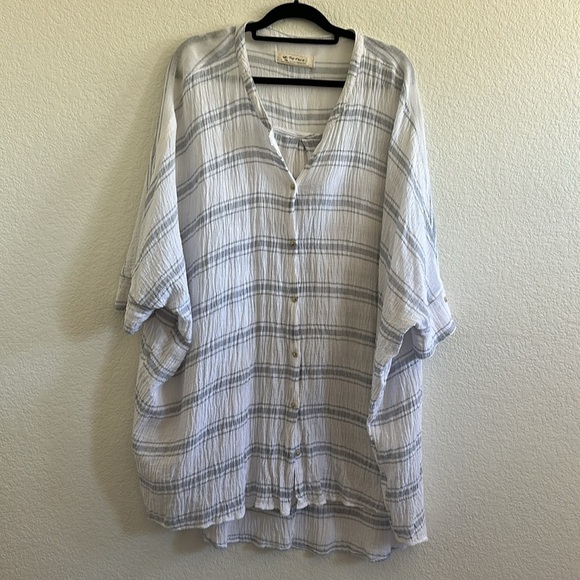 Free People We The Free Dreaming Blue Buttondown Top Ivory OVERSIZED - Picture 9 of 10